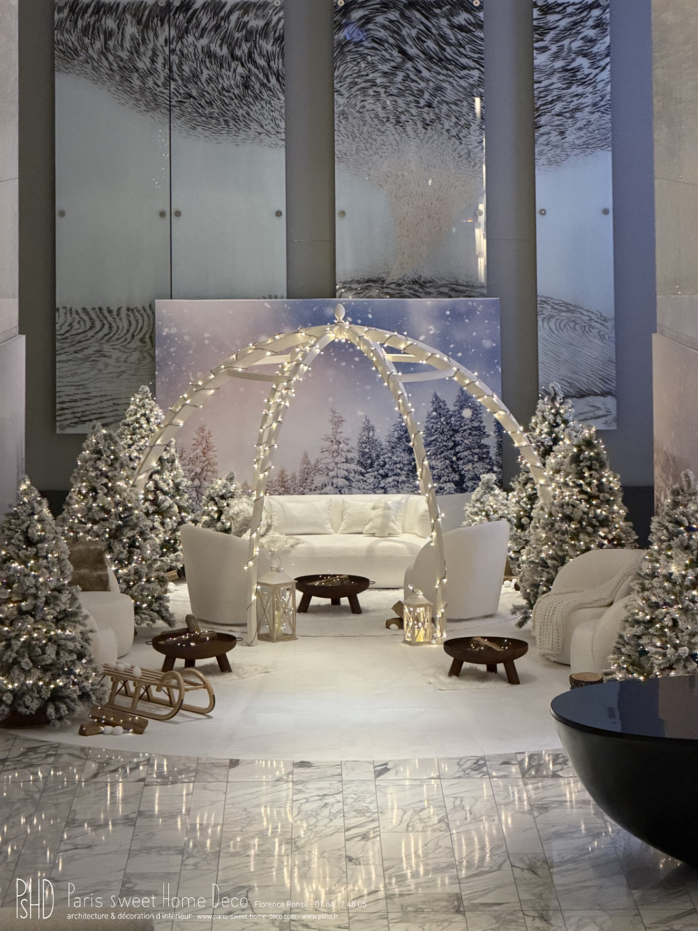 Scénographie de Noël HOTEL HYATT REGENCY ETOILE PARIS FRANCE